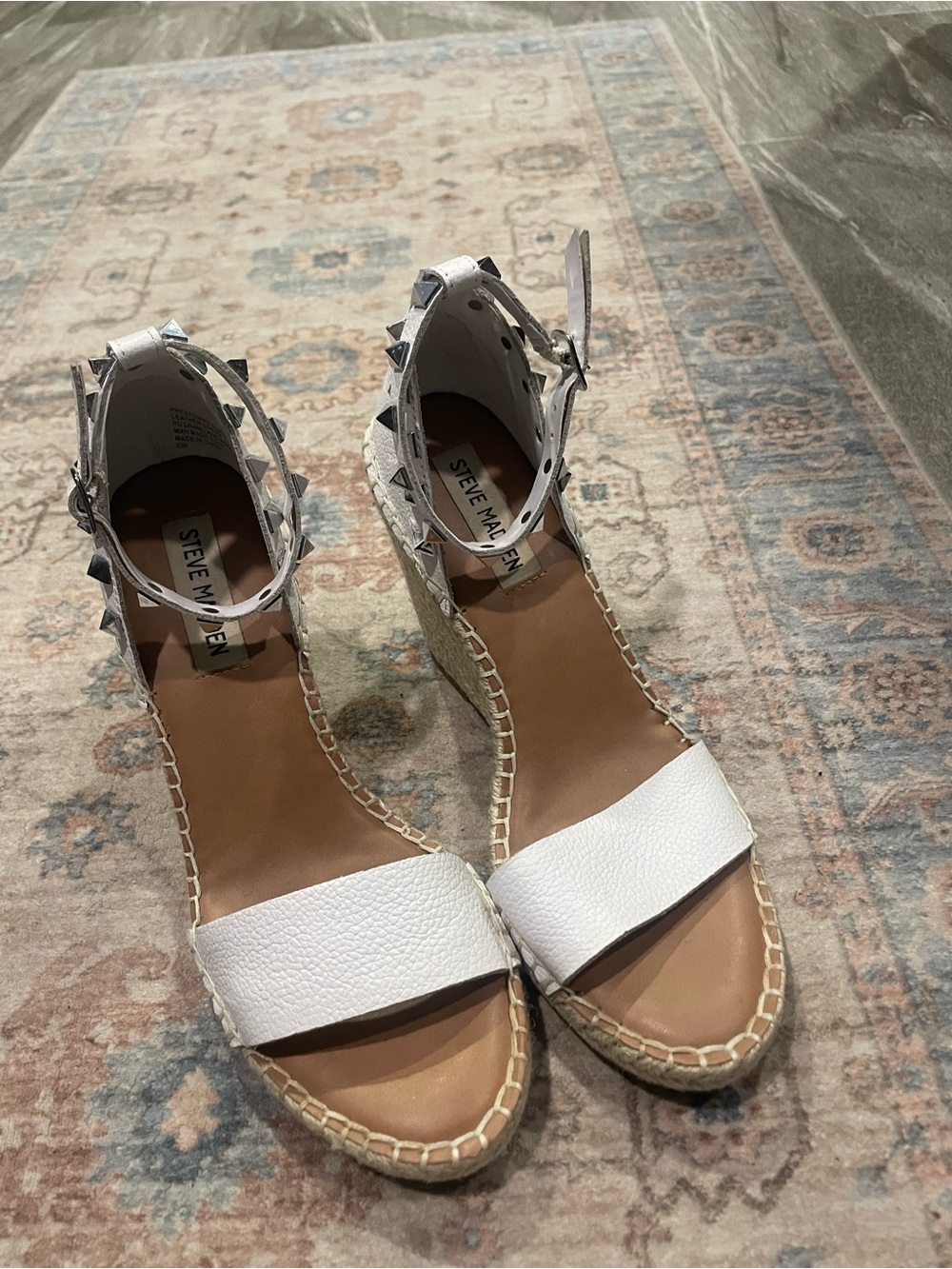 Steve Madden White Leather Studded Ankle Espadrille Wedges 7.5